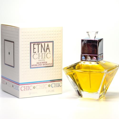 DAETNA CHIC BY YZY PERFUME Perfume By YZY PERFUME For WOMEN