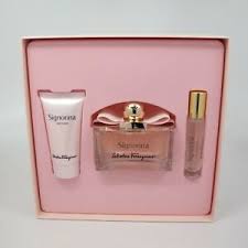 SIGNORINA BY SALVATORE FERRAGAMO 3 PCS. SET: Perfume By SALVATORE FERRAGAMO For WOMEN