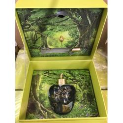 GIFT/SET LOLITA LEMPICKA 3 PCS.  3.4EDP+7.5ML.EDP+JEWEL APPLE WOMEN. DESIGNER:LOLITA LEMPICK Perfume By LOLITA LEMPICKA For WOMEN