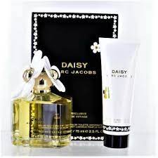 MARC JACOBS DAISY (W) 2PC SET: 100ML EDT SPRAY + 75ML BODY LOTION - (L) FOR MEN. DESIGNER:MARC Perfume By MARK JACOBS For Women